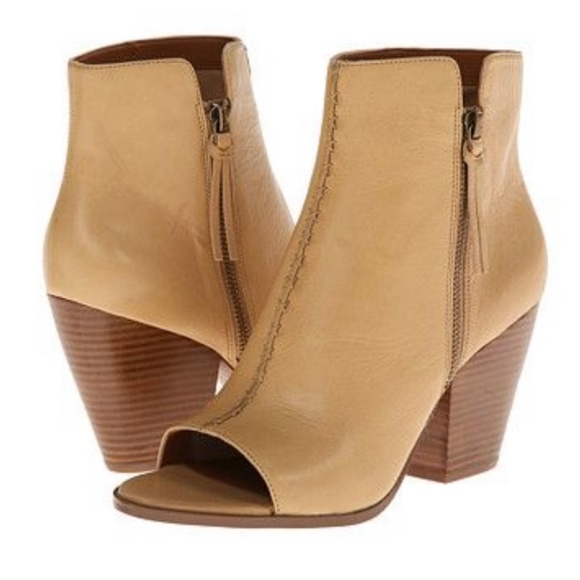 Nine West herhart peep toe bootie size 11 New - Picture 1 of 3
